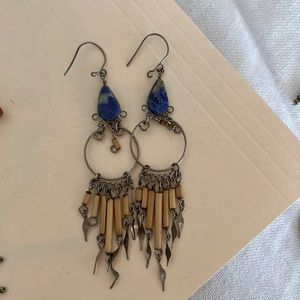Lightweight earrings